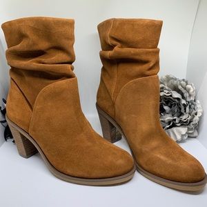 Vince Camuto VC Parka booties